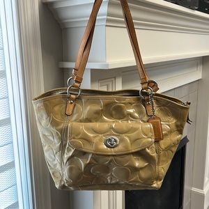 Coach shoulder bag